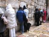 מסע בירושלים- תפילה בקוטל הקטן- 2008