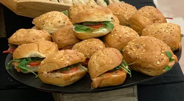 מגש מיני כריכי ג'פטות