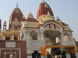 מקדש בירלה הנקרא גם בשם   Shri Laxmi Naraian Temple