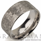 טבעת לגבר עשויה טיטניום טהור בגימור מט וברוחב 9 מ"מ