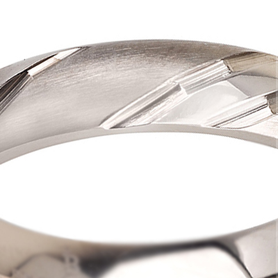 Titanium wedding bands - Delicate brushed and polished titanium ring with engraved trims - 4mm
