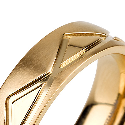 Titanium wedding bands - 14k Gold Plate brushed titanium ring with polished triangles trimming - 6mm