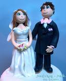 עוגת חתונה לבנה - החתן והכלה