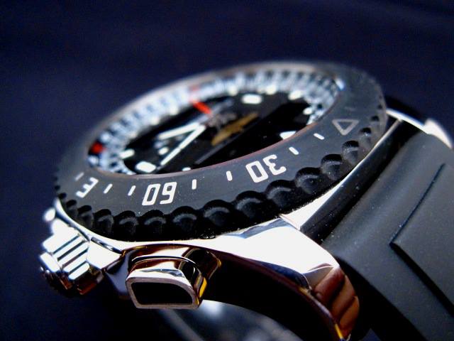 breitling airwolf raven special edition