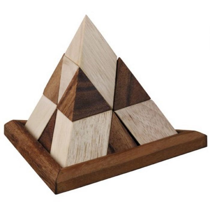משחק חשיבה  פירמידה
