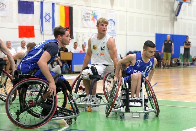 נבחרת העתודה בכדורסל בכיסאות גלגלים מתכוננת לאליפות העולם. צילום קרן איזיקסון