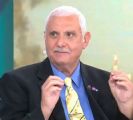 תיקי אלפים, האזנות והמלחמה: פרשנויות של אבי וייס בסרטוני אוקטובר 2025
