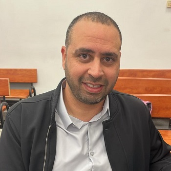 אפי  אזולאי צילום נאוה הקלדנית של האולפן הפתוח של 