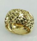 טבעת נישואין לאישה בצורת קוביות בחיתוך יהלום ברוחב 12 מ"מ (4245)
