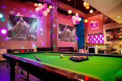 שיין לופט - סנוקר ובלונים