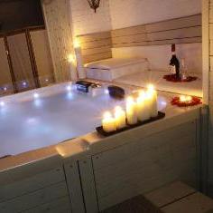 ג'קוזי ספא מפנק וגדול - לופט בלבן