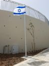 תורן אלומיניום בגובה 6 מטר התקנה בבית ספר תיכון חוגים בחיפה