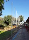 התקנת 15 תרני אלומיניום בקוטר 76 ממ גובה 5 מטר בשדרת הכניסה לאוניברסיטת תל אביב