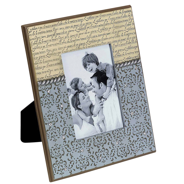 מסגרת לתמונה קרמית מעוטרת