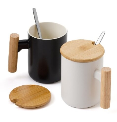 כוס פורצלן עם גימור במבוק,מכסה וכפית נירוסטה 380 מ"ל