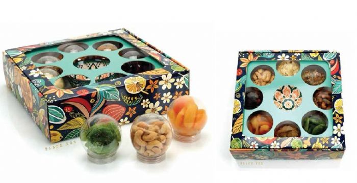 קופסת פרח עם 9 קופסאות כדור עם פירות יבשים וקערית הגשה