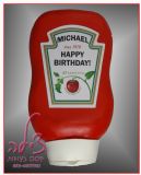 האיש אוהב קצ´ופ בכל דבר, אז המשפחה ביקשה ליצור עוגת יום הולדת בצורה של בקבוק קצ´ופ!