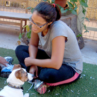 מרתה קמרנו – מטפלת ומחנכת בעזרת בעלי חיים