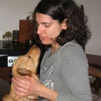 נועה גפני - מטפלת בעזרת בעלי חיים כלבים