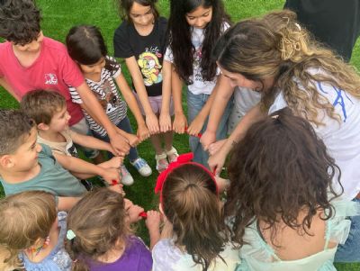 עופרי לייבל – המרכז לכלבנות טיפולית