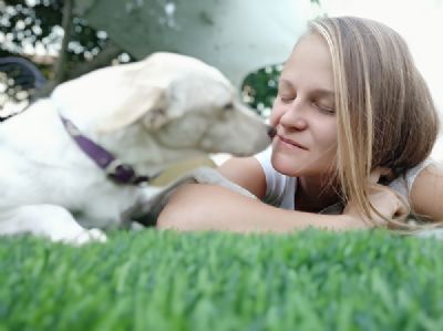 ורוניקה חרמץ - מטפלת רגשית בעזרת כלבים ומאלפת כלבי
