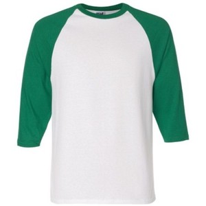חולצה אמריקאית לבנה עם שרוולים ירוקים