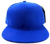 כובע כחול עם הדפס