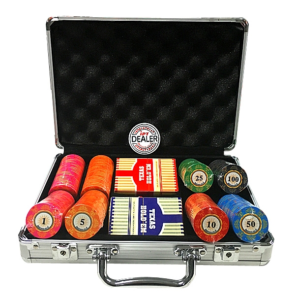 אזל במלאי, מזוודת פוקר 200 ונרטי קרמיק 10 גרם