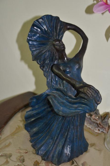 Clara Abramovich - Sculpture