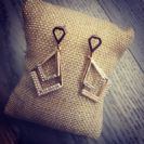 עגיל נופל מעוין פנינים