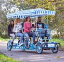 אופני פארק לשישה מבוגרים ושני ילדים