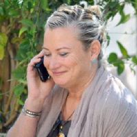 דגנית יערי - מטפלת בעזרת בעלי חיים