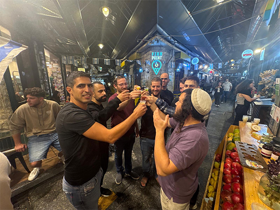 שוק מחנה יהודה: "סיור חיי לילה במחנה יהודה 