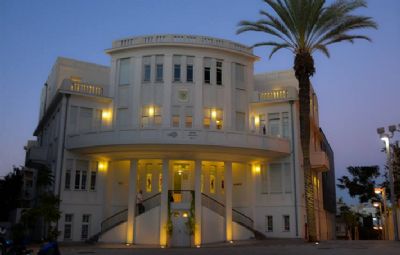 "סיור רומנטי בעקבות סיפורי אהבה היסטוריים בתל אביב