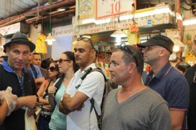 שוק התקווה: "סיור אוכל בשוק התקווה - טעימות מהמטבח