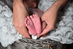פיצוי של 10 מיליון ₪ בגין אי מתן מידע על סיכוני הריון מרובה עוברים
