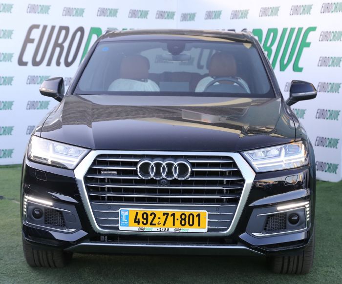 Audi Q7 E-tron Premium