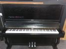 פסנתר חשמלי בגוף אקוסטי KORG LP380
